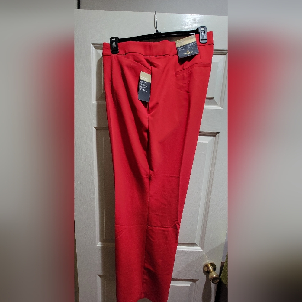 Women's Red Trousers (18W Long)